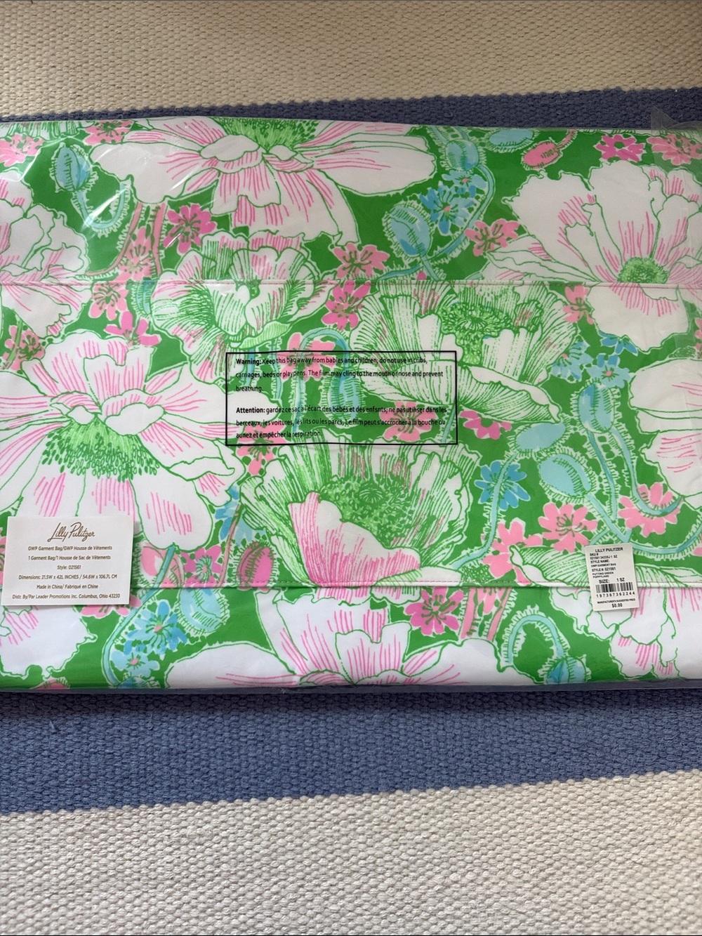 Lilly Pulitzer Pink and Green Poppyland Garment Bag